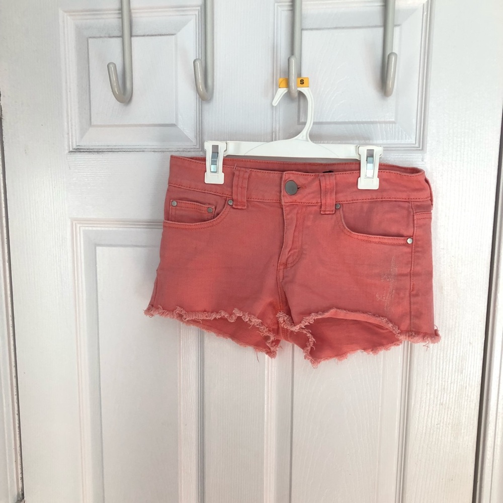 Short shorts